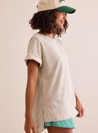 Find Your Stride Oversized Tee Detail 4 - TULLABEE