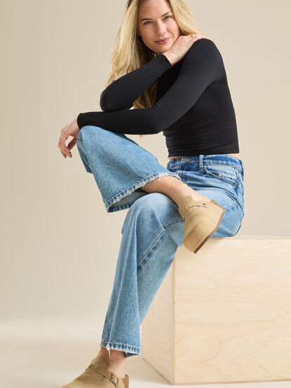 Everyday Seamless High Neck Top - TULLABEE