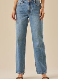 Magnolia Straight Leg Jean Detail 2 - TULLABEE