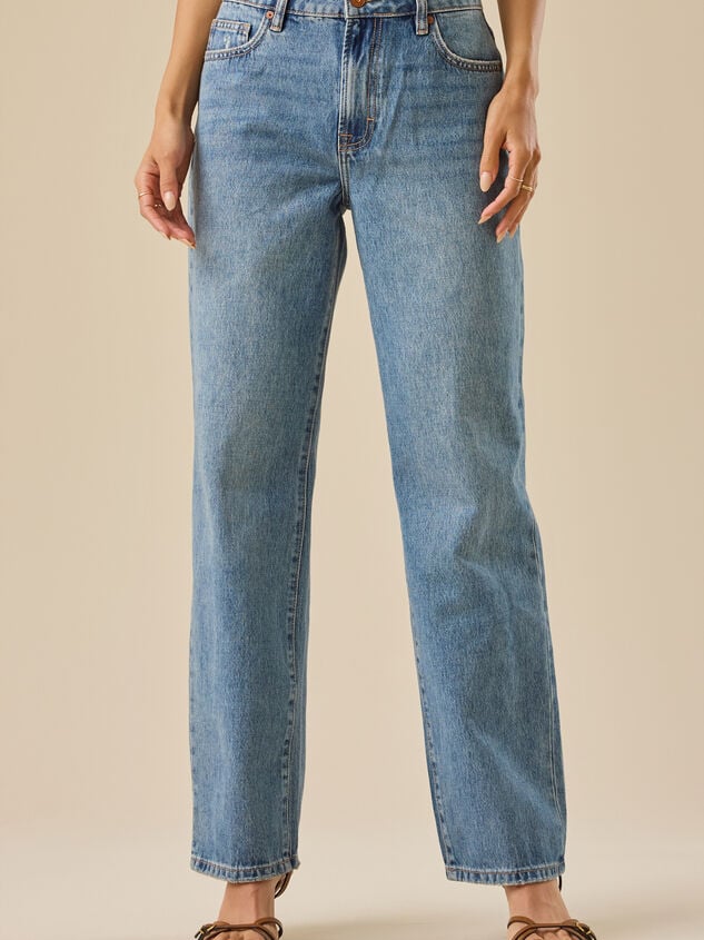 Magnolia Straight Leg Jean Detail 2 - TULLABEE