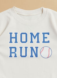 Home Run Graphic Bubble Detail 2 - TULLABEE