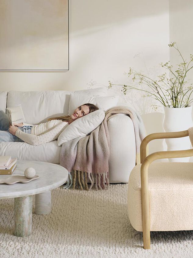 Harlow Sofa Detail 3 - TULLABEE