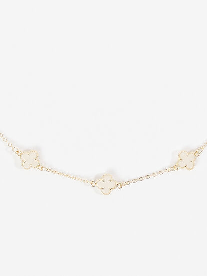 Crystal Clover Chain Necklace - TULLABEE
