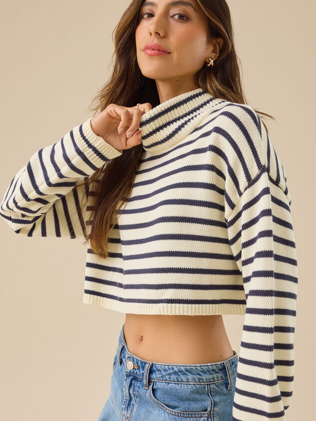 Pixie Striped Cropped Sweater Detail 4 - TULLABEE