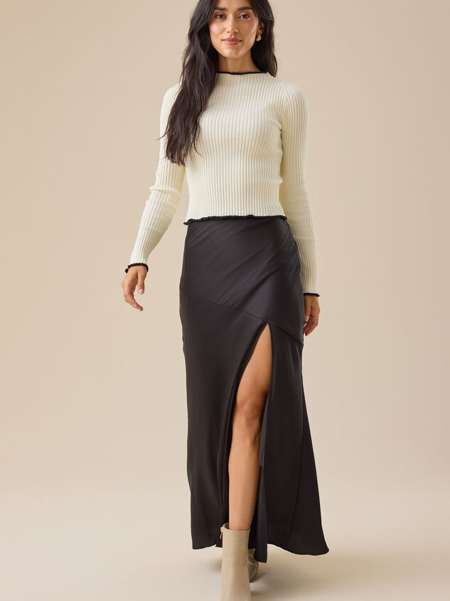 Loren Ribbed Mock-Neck Top Detail 2 - TULLABEE