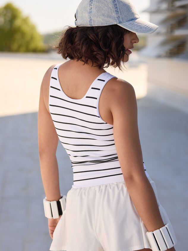 Undefeated Striped Athletic Tank Detail 6 - TULLABEE
