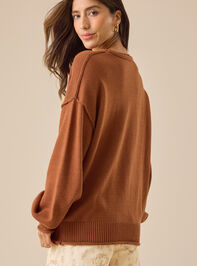 Jordana Oversized Sweater Detail 5 - TULLABEE
