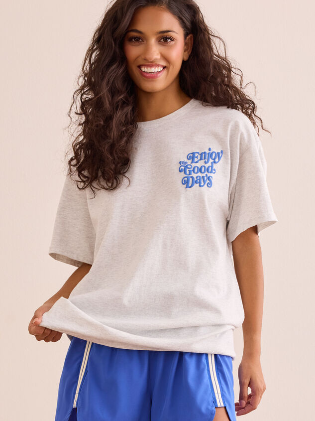 Enjoy The Good Days Graphic Tee Detail 4 - TULLABEE
