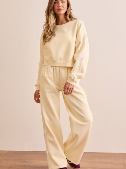 Pit Stop Bow Sleeve Pullover - TULLABEE