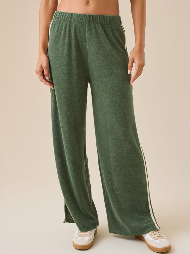 Victor Mama Sweat Pants by Rylee + Cru Detail 2 - TULLABEE