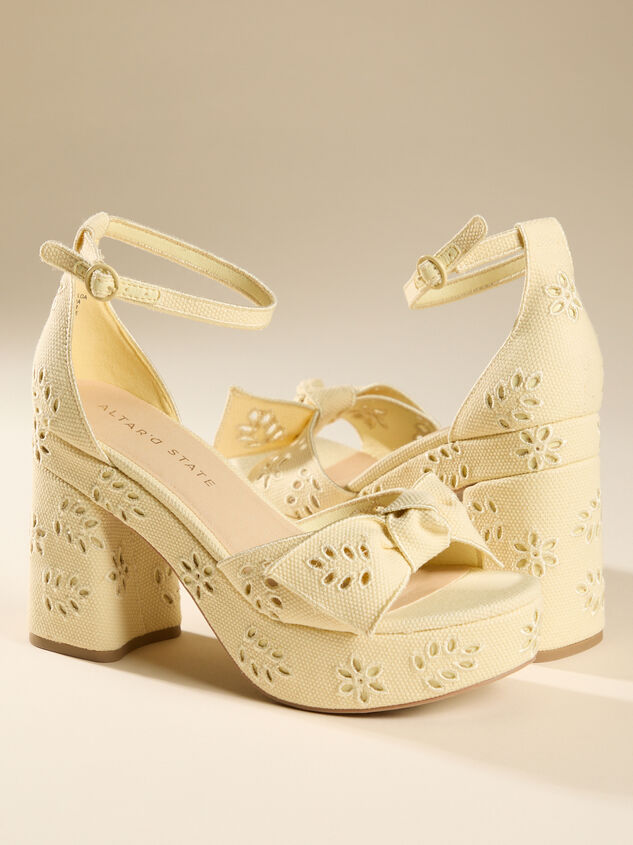 Liloa Eyelet Platform Heel - TULLABEE