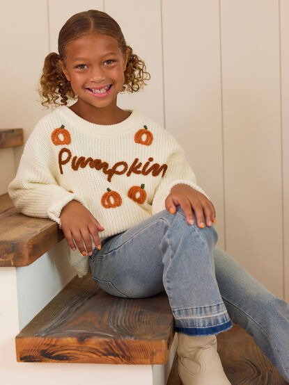 Hello Pumpkin Sweater - TULLABEE
