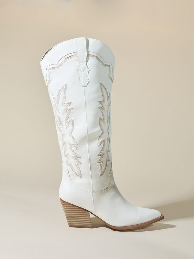 Indigo Contrast Stitch Western Boot Detail 2 - TULLABEE