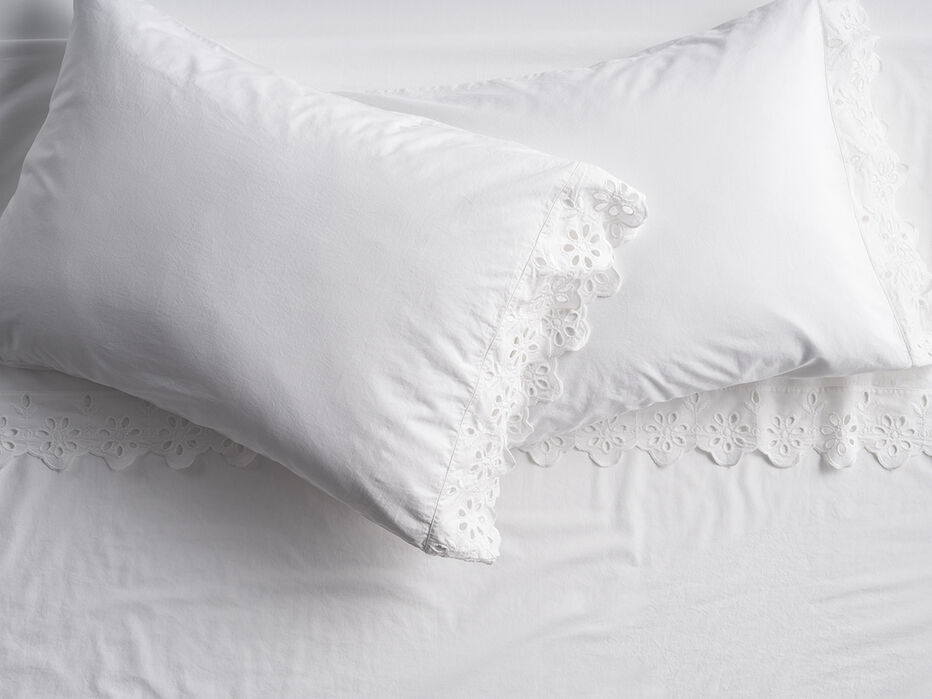 Jane Eyelet Cotton Single Pillowcase - TULLABEE - 