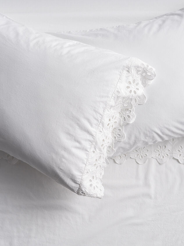 Jane Eyelet Cotton Single Pillowcase Detail 2 - TULLABEE