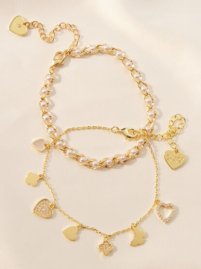Pearl Heart Charm Bracelet Set - TULLABEE