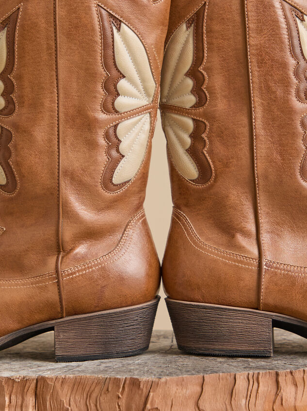 Mariposa Boots Detail 4 - TULLABEE