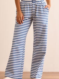 Line Shift Lounge Pants Detail 3 - TULLABEE