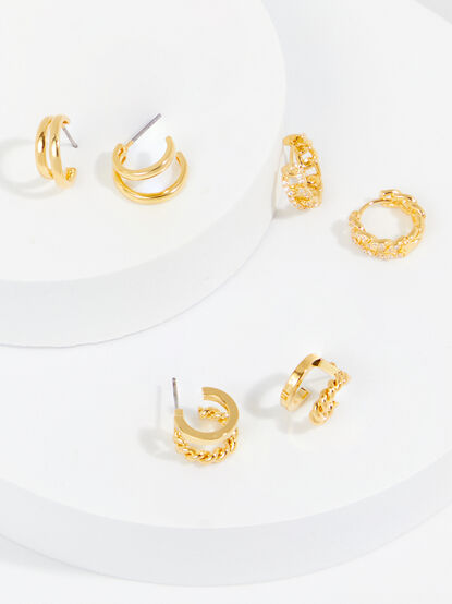 18k Gold Huggie Hoop Earring Set - TULLABEE
