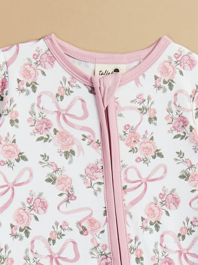 Amelia Floral Bow Sleeper Detail 2 - TULLABEE