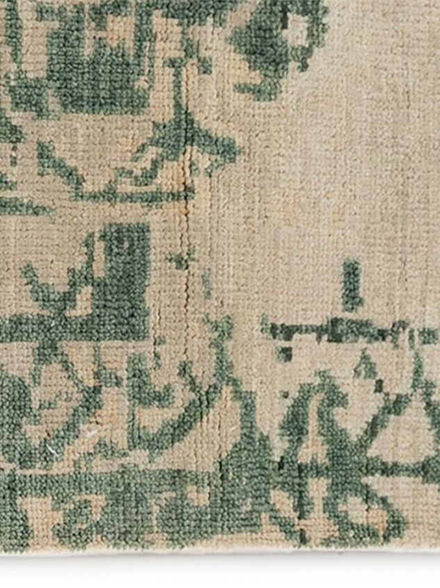 Wisteria Handknotted Rug Detail 6 - TULLABEE