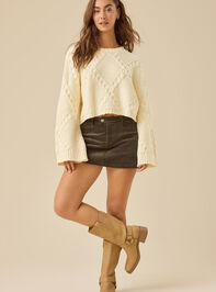 Dori Boxy Sweater Detail 4 - TULLABEE
