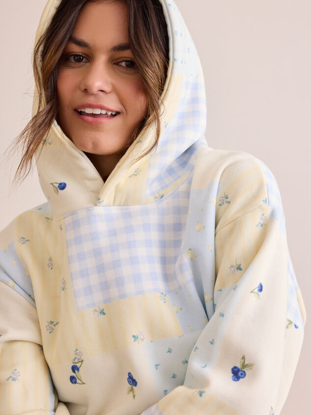 Wild Berry Hoodie Detail 5 - TULLABEE