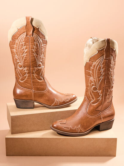 Carolina Western Boots by Matisse - TULLABEE