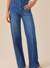 Katherine High Rise Seam Jean Detail 3 - TULLABEE
