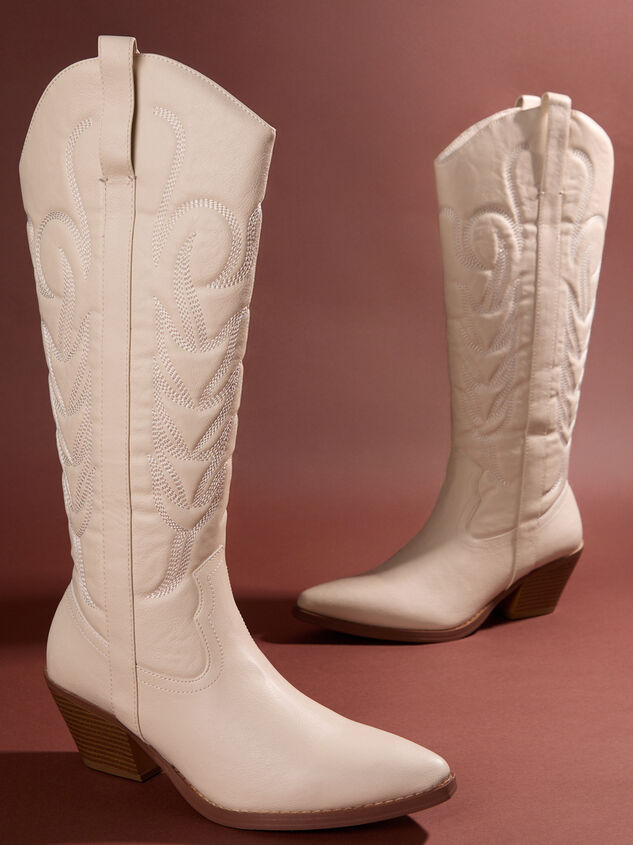 Dixie Tall Cutout Western Boot by Matisse Detail 2 - TULLABEE