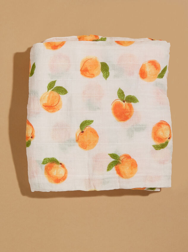 Sweet Peach Swaddle Detail 2 - TULLABEE