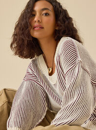 Arya Matte Chenille V-Neck Sweater Detail 2 - TULLABEE