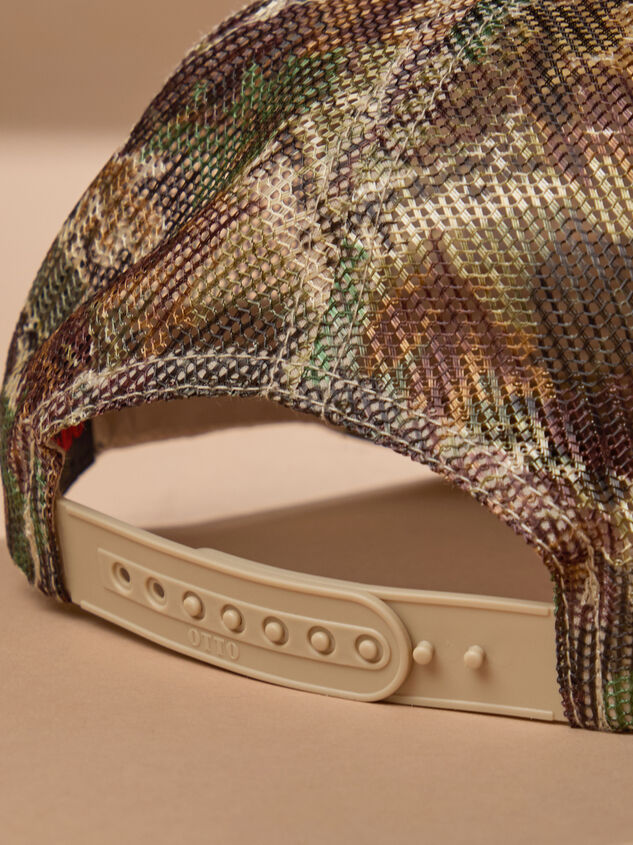 Sweetheart Camo Trucker Hat Detail 3 - TULLABEE