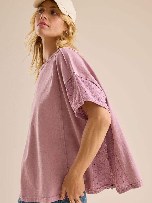 Zelda Embroidered Oversized Tee Detail 3 - TULLABEE