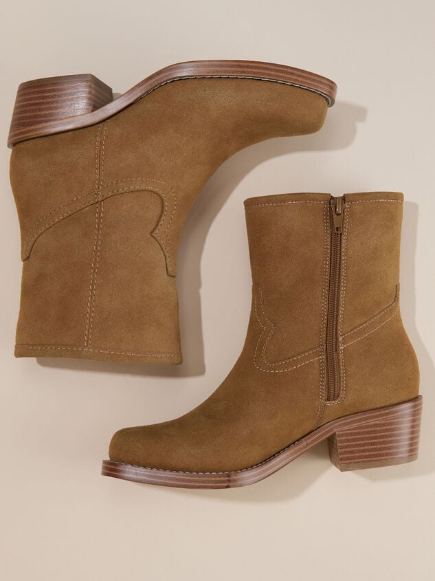 Dani Suede Booties Detail 2 - TULLABEE