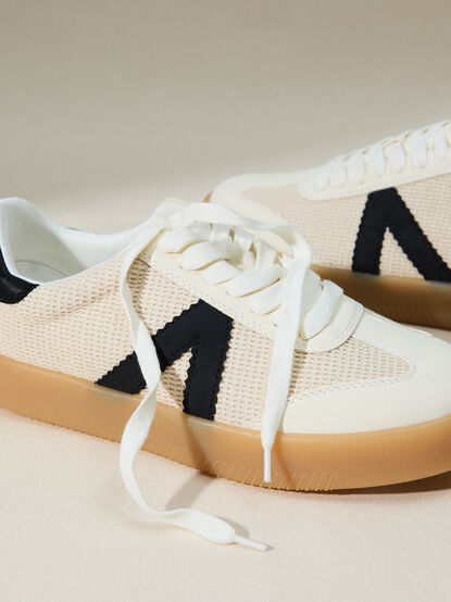 Alex Platform Sneaker - TULLABEE
