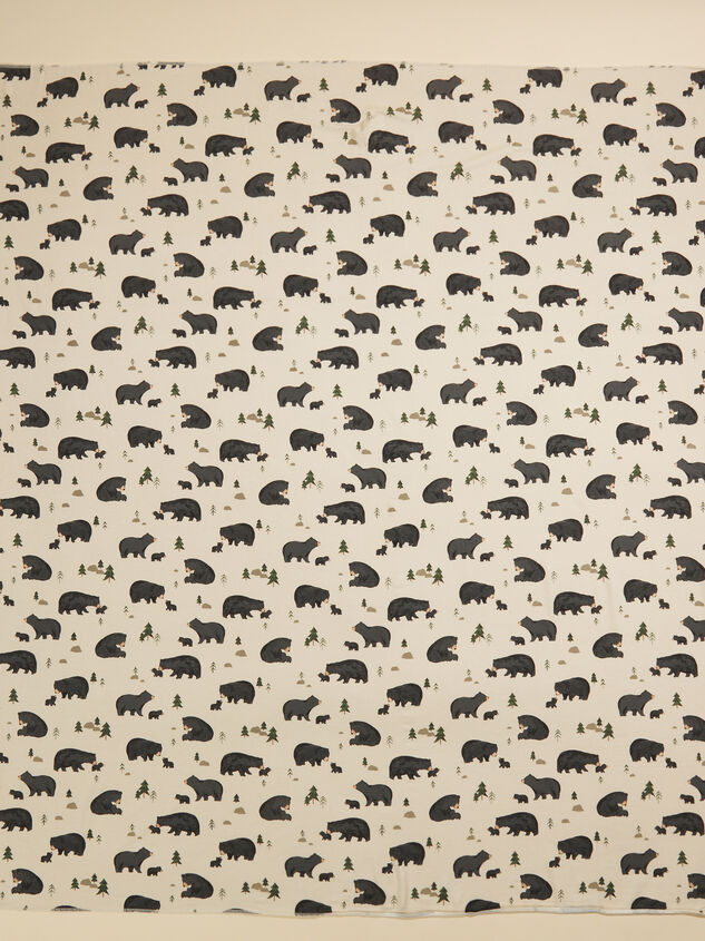 Black Bear Swaddle Detail 3 - TULLABEE