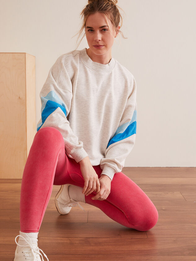 Show Stopper Sweatshirt - TULLABEE
