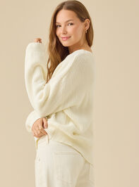 Minis Mama Sweater Detail 4 - TULLABEE