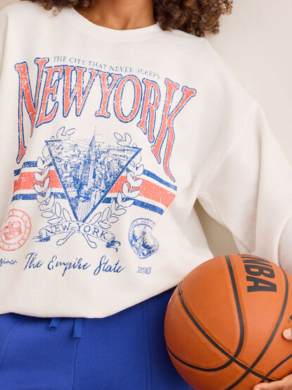 The Empire State Pullover - TULLABEE