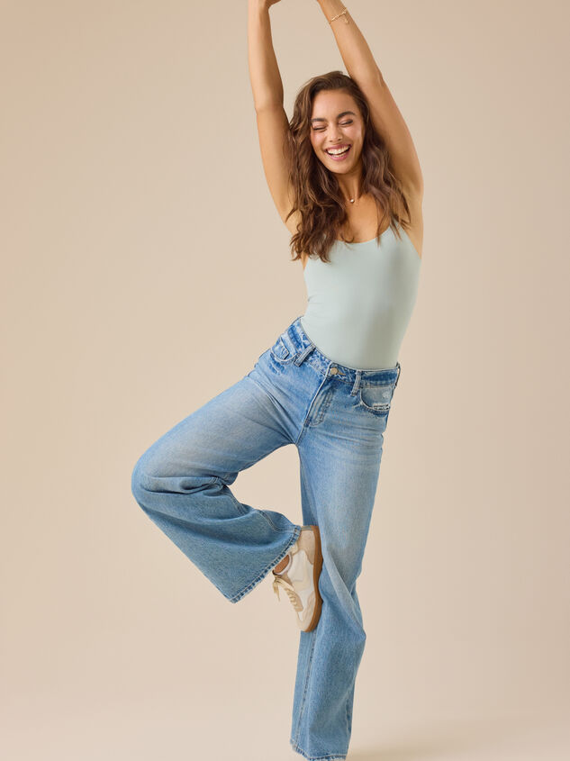 Everyday Seamless Solid Bodysuit Detail 4 - TULLABEE