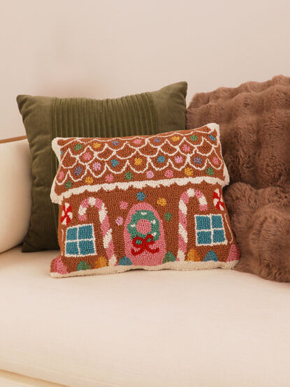 Gingerbread Dreams Pillow - TULLABEE