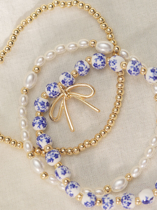 Painted Beads and Bow Bracelet Set Detail 2 - TULLABEE