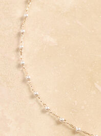 Pearly Girl Necklace Detail 2 - TULLABEE