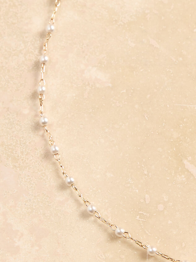 Pearly Girl Necklace Detail 2 - TULLABEE