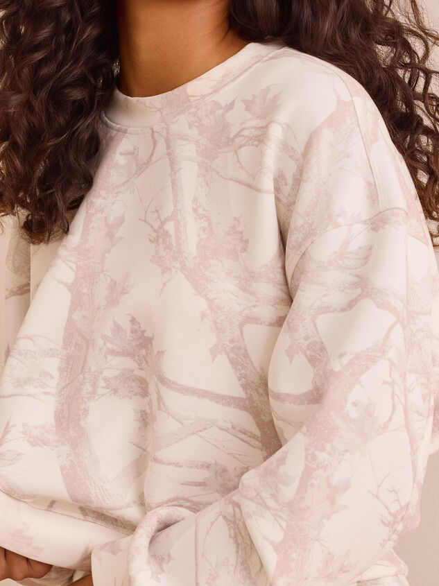 Supersoft Camo Crew Neck Detail 4 - TULLABEE