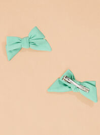 Creme De Menth Bow Clip Detail 2 - TULLABEE