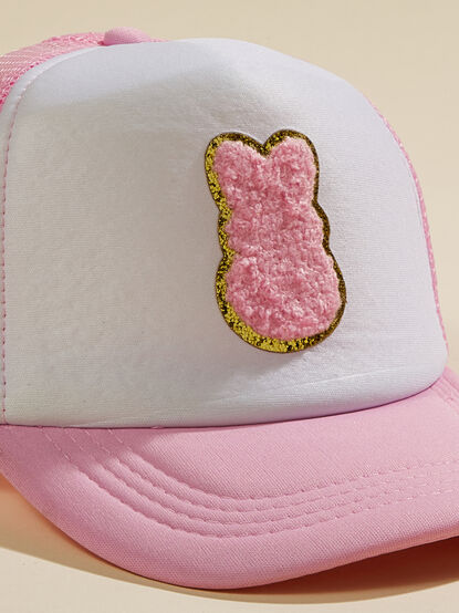 Bunny Patch Trucker Hat - TULLABEE