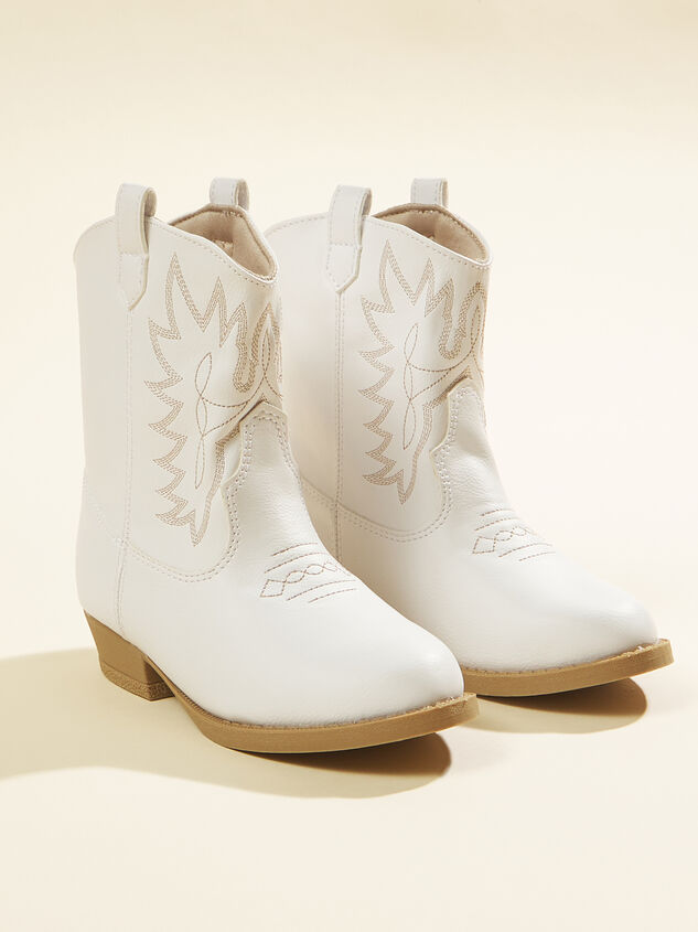 Jessie Western Boots Detail 3 - TULLABEE