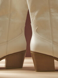 Bridget Western Boots Detail 3 - TULLABEE